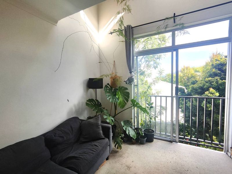 1 bedroom loft style apartment in Plumstead - Photo 4