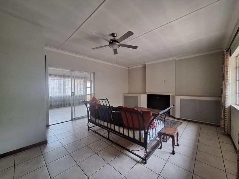 "Endless Potential: Your Dream Home Awaits!" - Photo 6