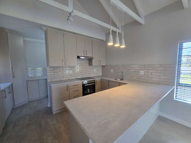 Brand New Luxury Home to Rent – Be the First to Live Here! - Photo 10