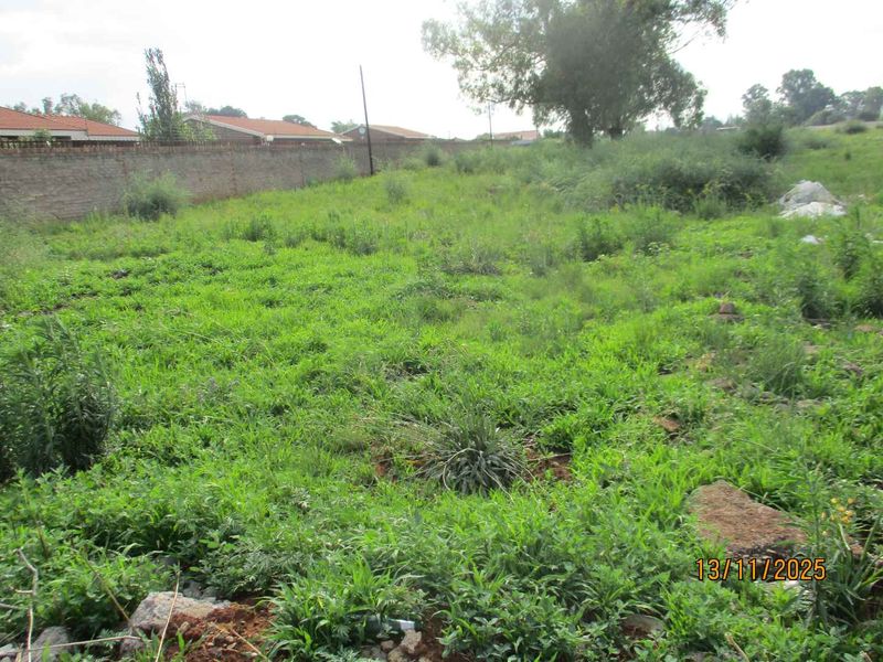 Enjoy the tranquility of Henley - Photo 6