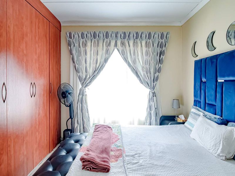 Ground floor 2 Bed 2 bath apartment - Photo 3