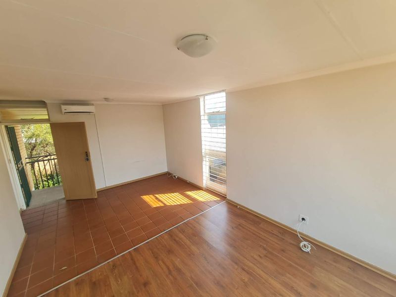 2 Bedroom to rent in Lynnwood Manor - Photo 6