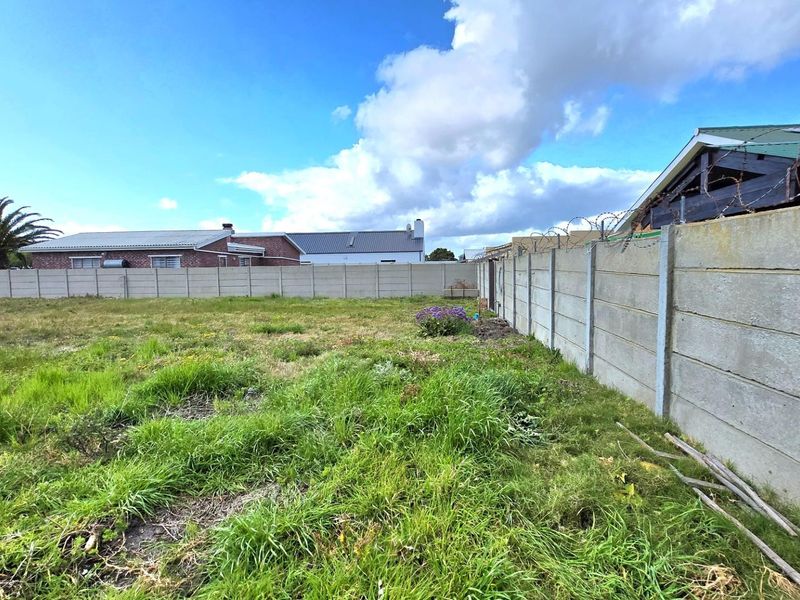 Franskraal Bliss: 700sqm Vacant Land near Main Beach - Photo 9