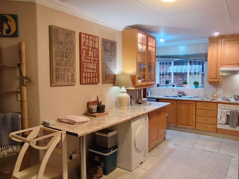 Facebrick, Full Title & Pet Friendly Gem For Sale in New Redruth - Photo 5