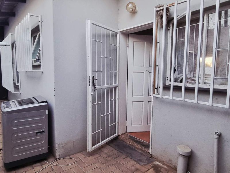 Pioniers park 2 bedroom townhouse For sale - Photo 6