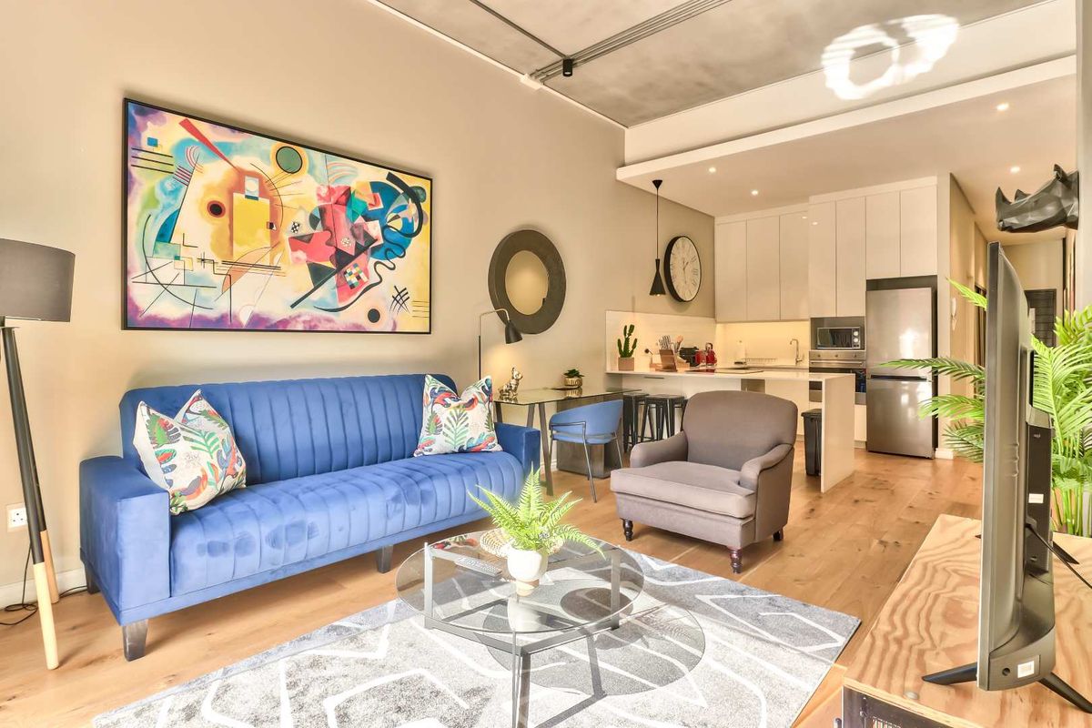 Investment Opportunity | Rooftop Pool with Views | Airbnb Ready - Photo 4