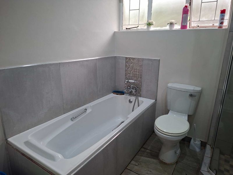 Charming 3-Bedroom Home with Modern Amenities Available for Rent - Photo 6
