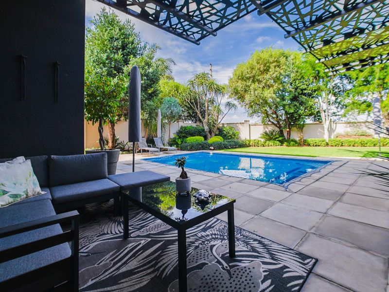 Tri Mandate - Golfcourse living! - Photo 7