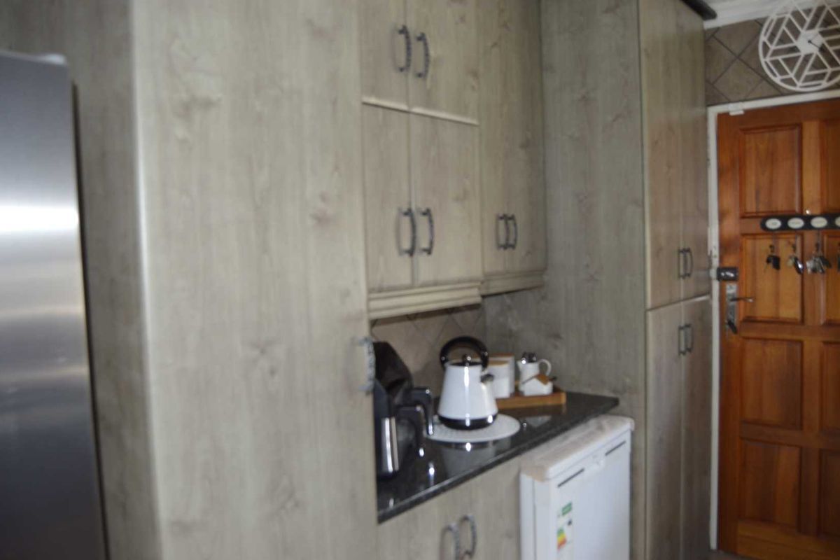 A HIDDEN GEM IN SHANGRILA - Photo 4