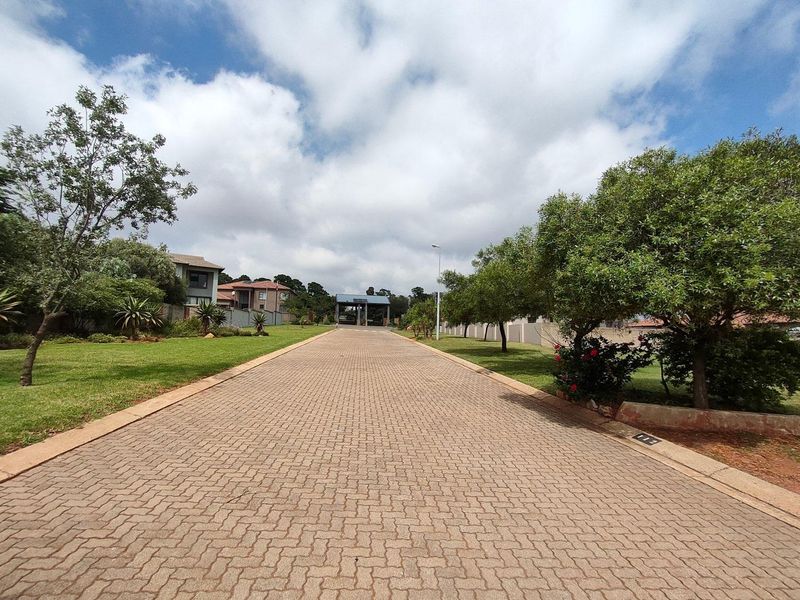 Beautiful Stand Situated Within Well Managed Estate - Photo 3