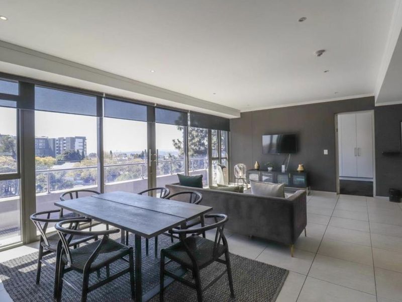 A FULLY FURNISHED HOTEL APARTMENT - Photo 3