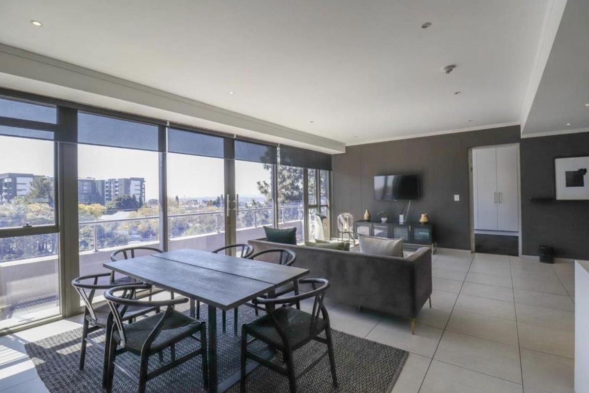 A FULLY FURNISHED HOTEL APARTMENT - Photo 3