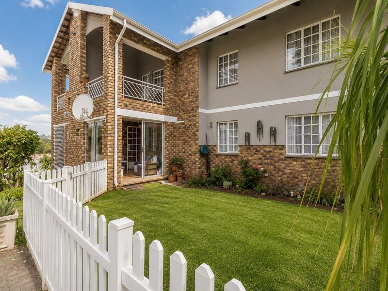 Modern & Spacious 3-Bedroom Family Home to Rent - Photo 1