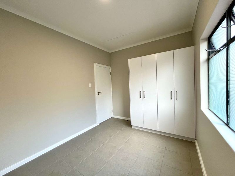 Brand New 2-Bed Apartment in The Woods Estate – Waterfall - Photo 6
