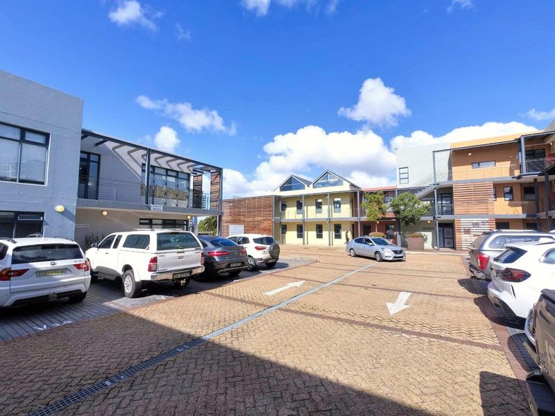 Ground Floor Office with Dual Access | The Quays, Century City - Photo 9