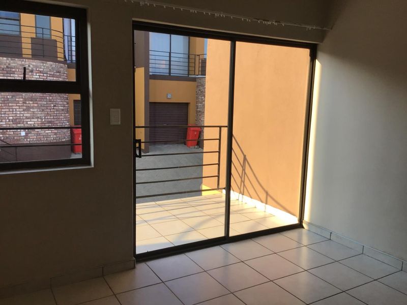 Rocky Crest, Adonai Court - Photo 4