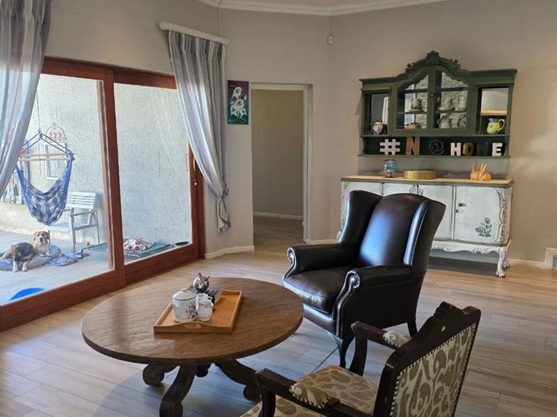 Upmarket house for sale at Finkenstein Estate - Photo 7