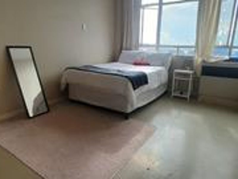 Prime Berea Bachelor Pad: Comfort & Convenience Await - Photo 4