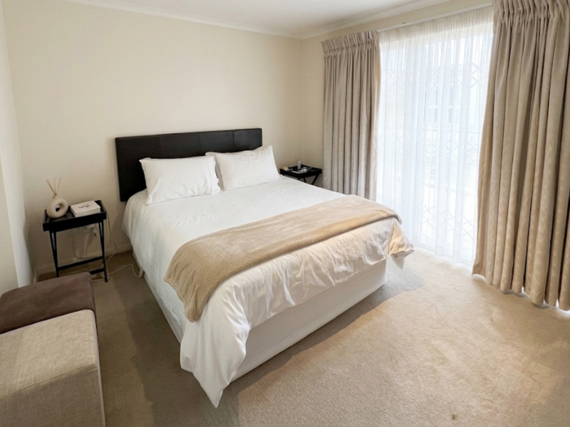 Charming 3-Bedroom Apartment at The Plum, Hyde Park - Photo 10
