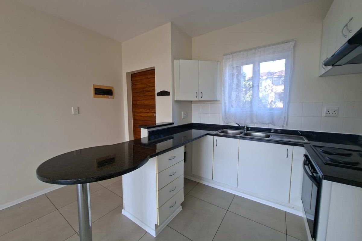 Lovely middle floor apartment to rent - Photo 3