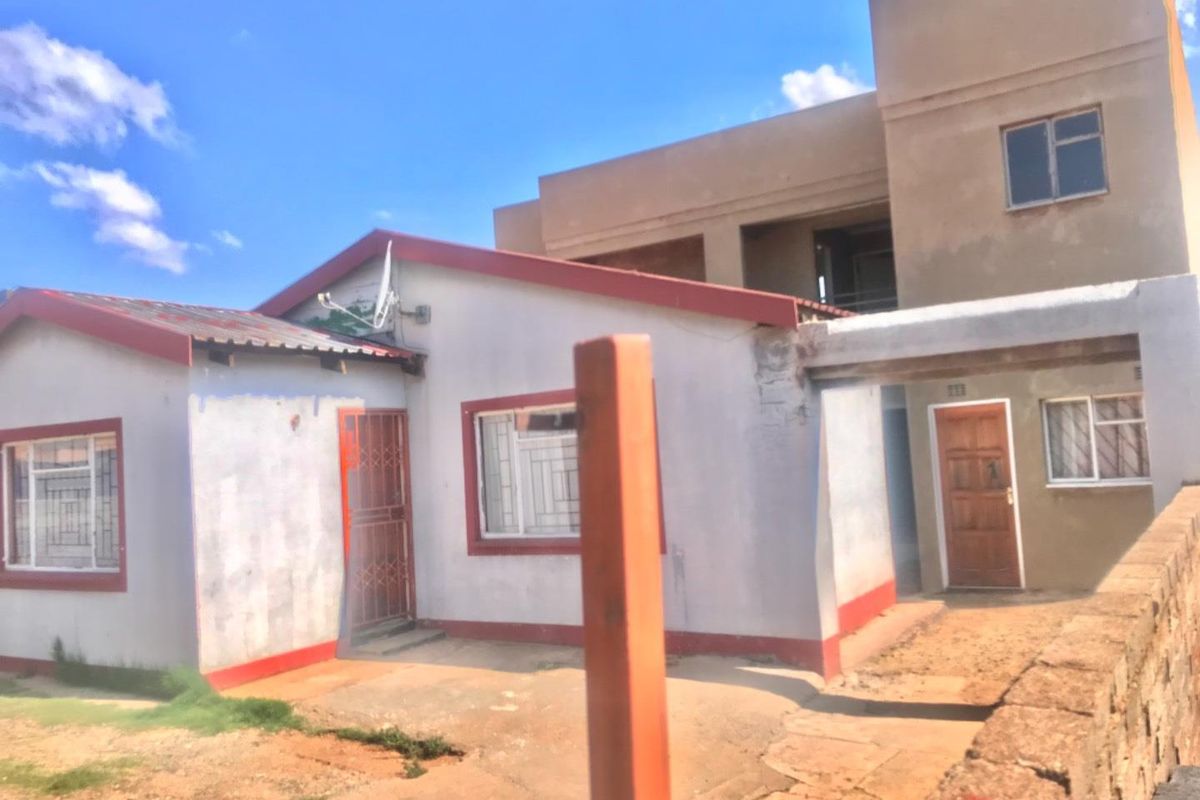 INVESTER HOME - Photo 5