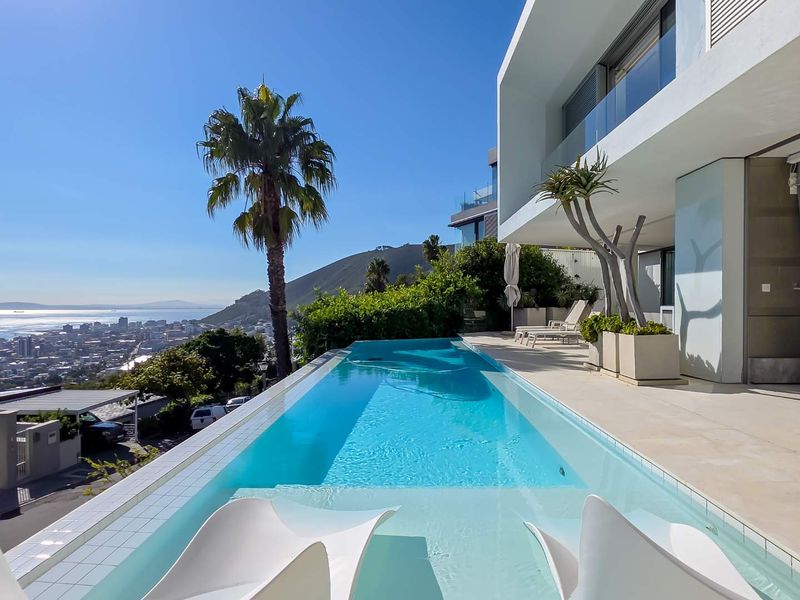Fresnaye Showstopper with Stunning Views - Photo 1
