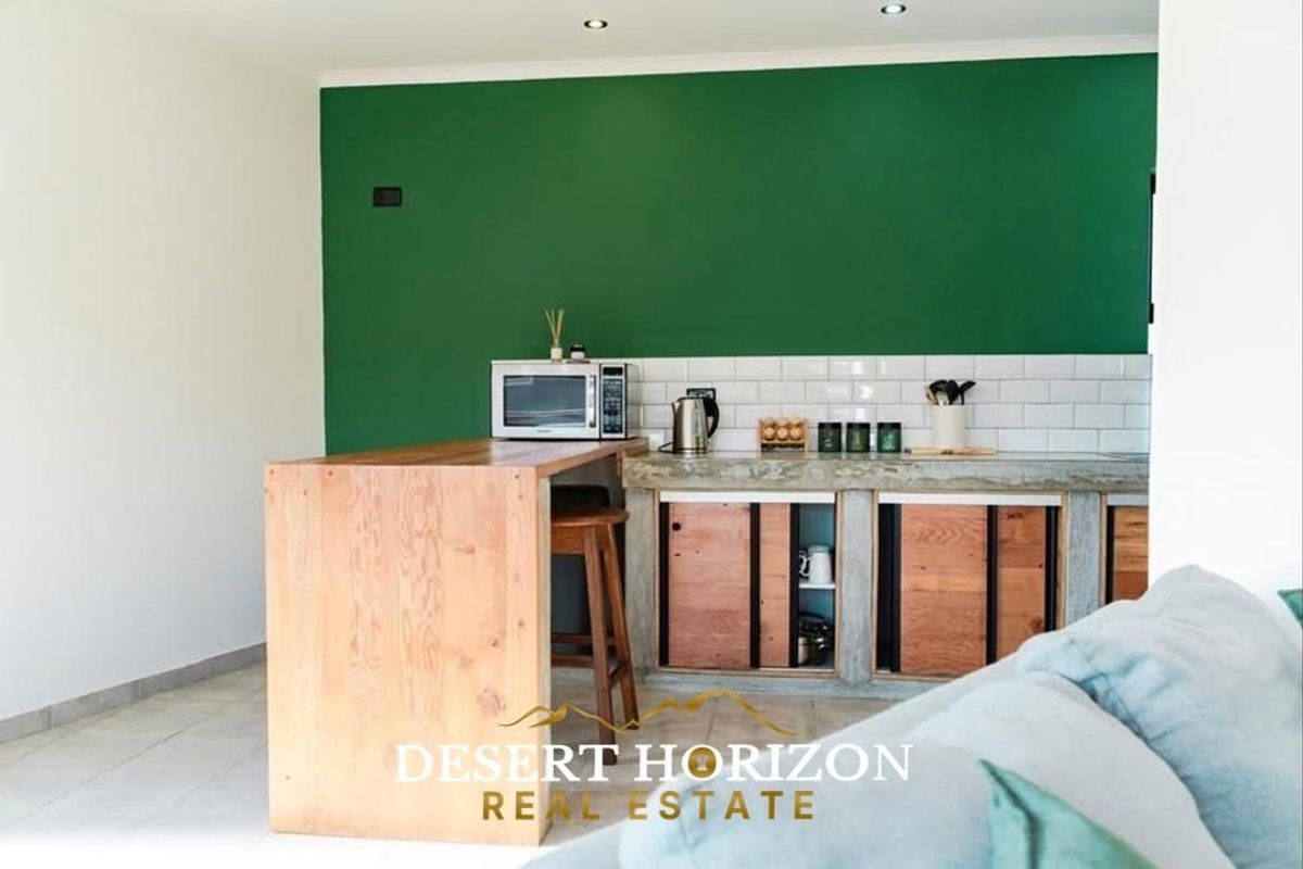 Walvisbay, Lagoon | Stunning Guesthouse For Sale - Photo 4