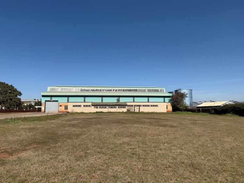 Large-scale Industrial Facility and Warehouse - Now on the Market. - Photo 6