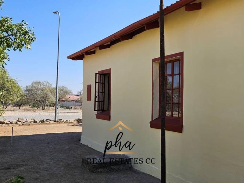 3 Bedroom house for sale in Usakos - Photo 2