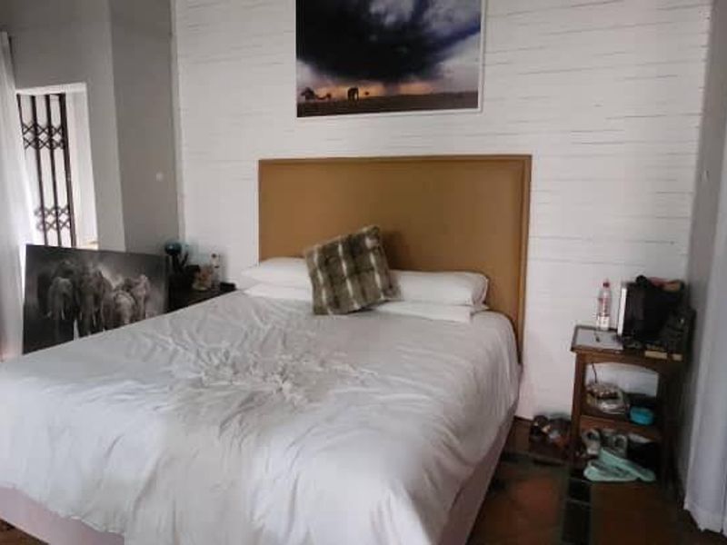 In a quiet street, with views on the mountains - Photo 6