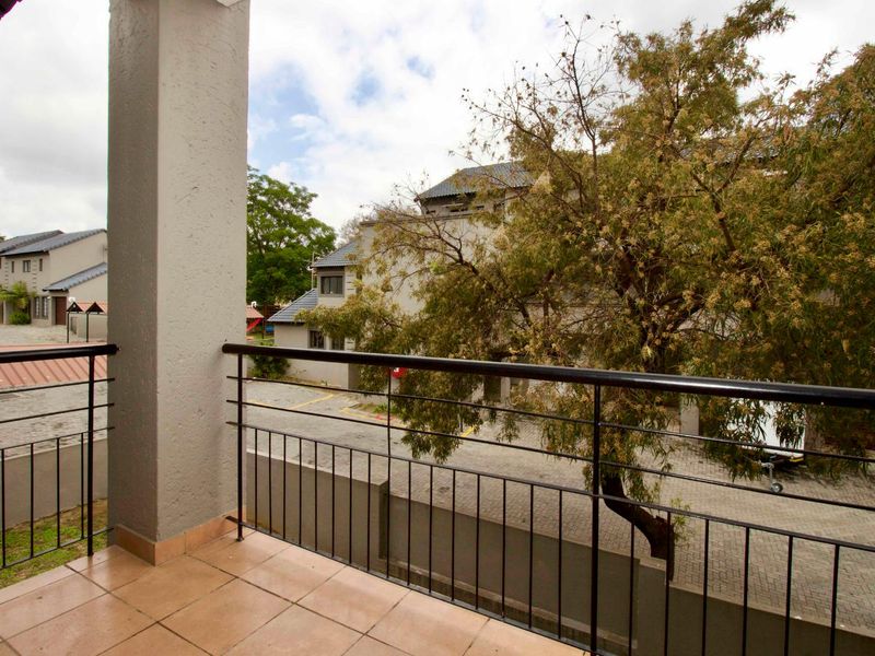 Spacious 2Bedroom 2 Bathroom apartment - Photo 7