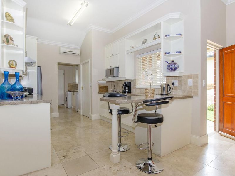 Luxurious retirement living at its finest - Photo 2