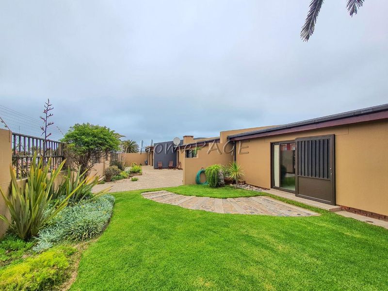Ext 4, Henties Bay:  Stunning, spacious 4 Bedr Home is for Sale - Photo 3
