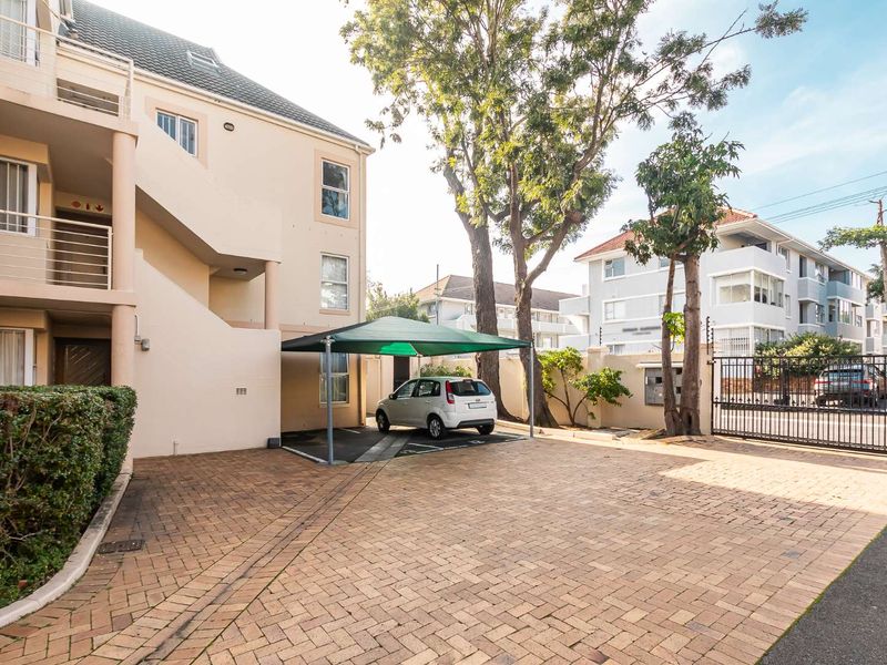 Charming One Bedroom Apartment with Entertainment Patio in Newlands / Rondebosch Village - Photo 3