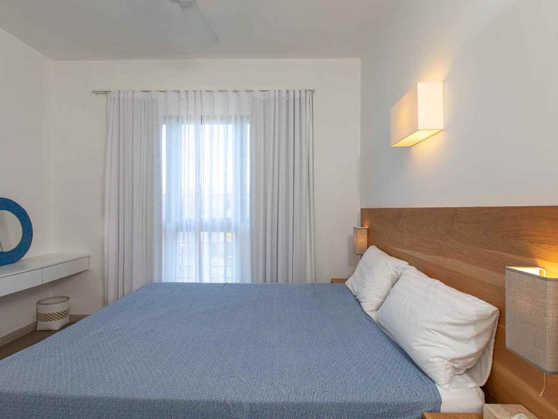 Stunning 3 bedrooms apartment : the perfect balance between golfing serenity and lagoon bliss - Photo 4