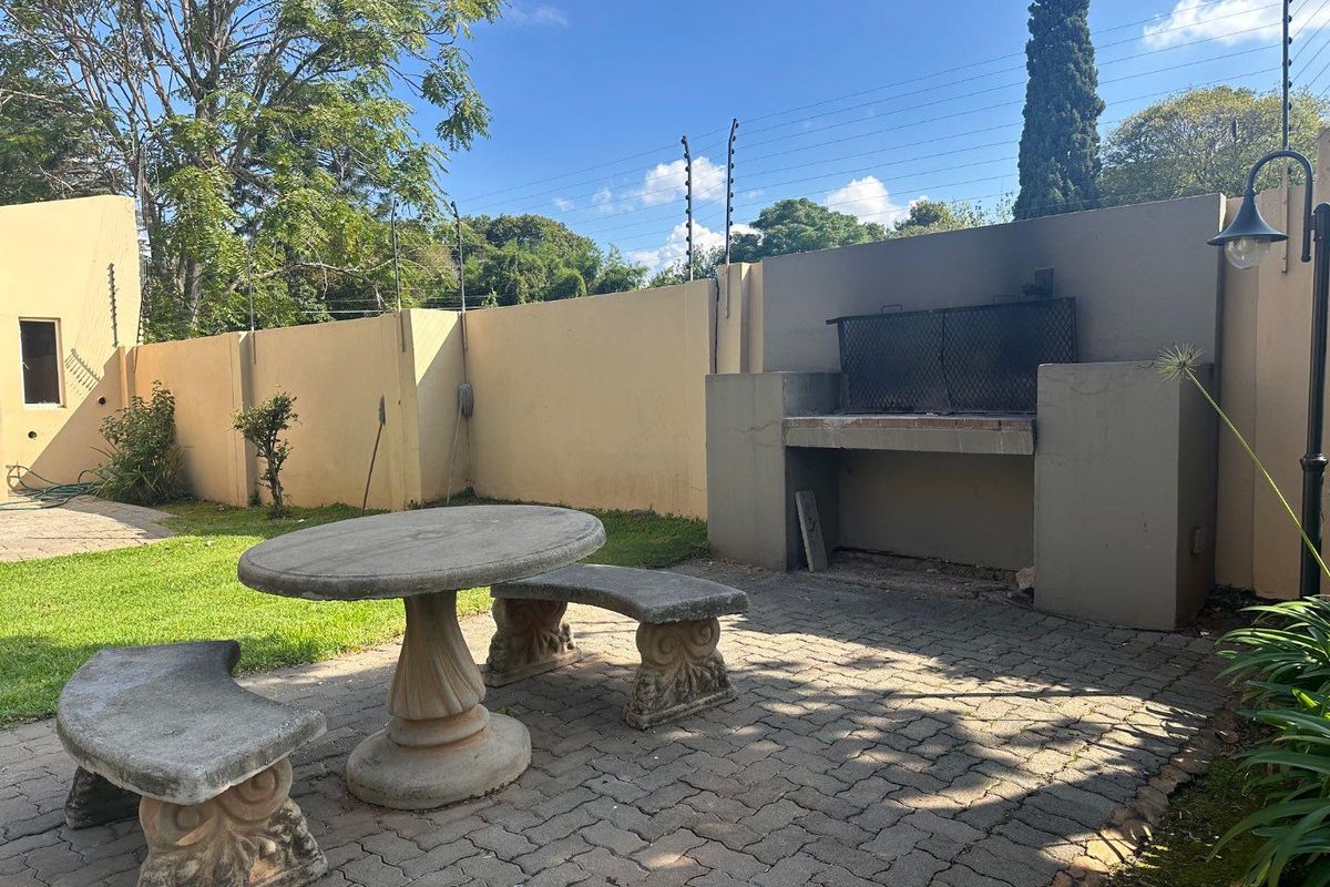 Sole mandate. Modern Bachelor Unit! - Photo 4