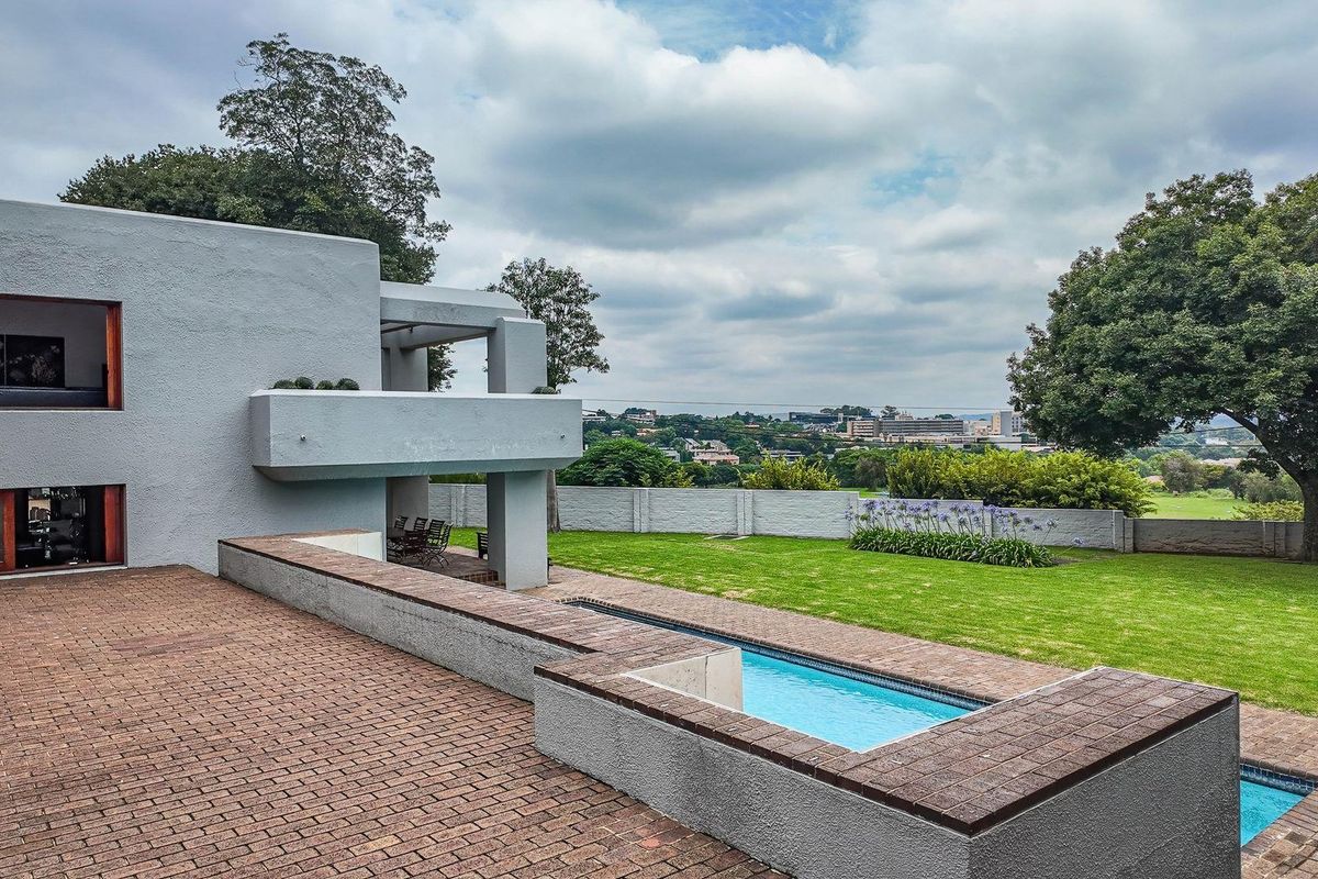 6 Bed House for Sale on Hyde Park - Photo 4