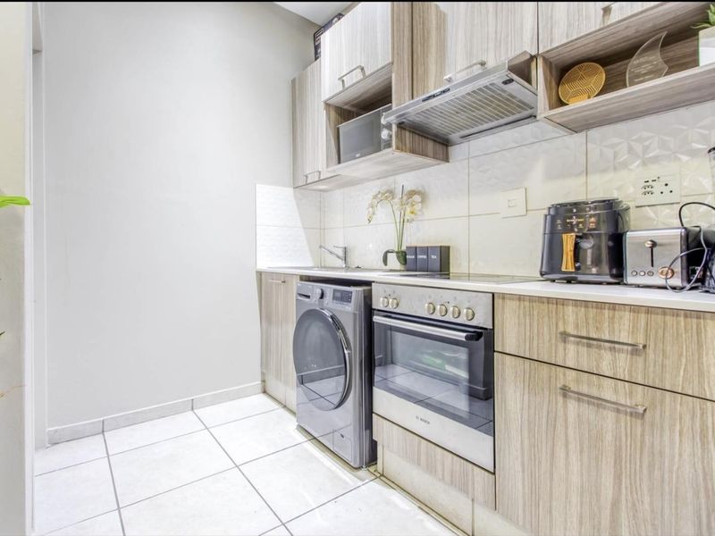 Modern Urban Living at The Bolton, Rosebank - Photo 6