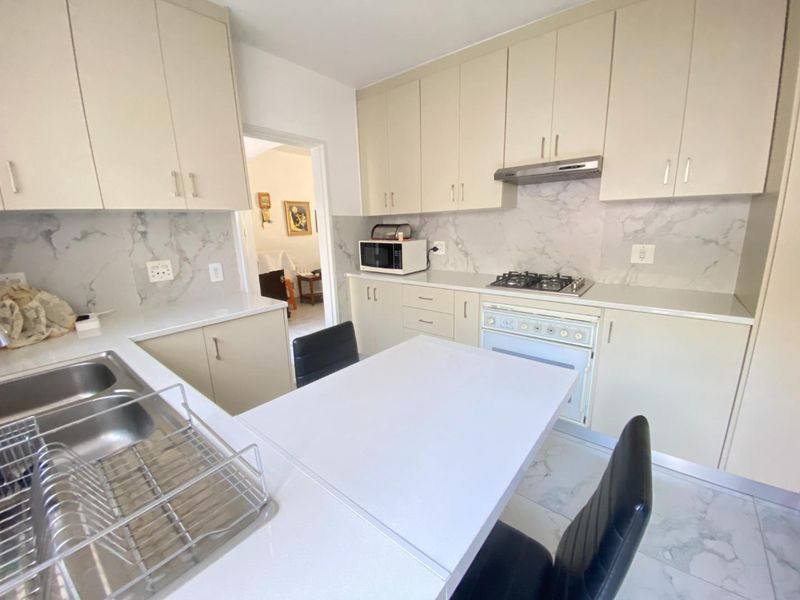 The Best of City Life On Nature's Doorstep - Photo 7