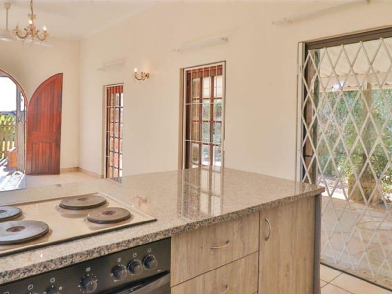 Falcon Crest Estate – Two-Bedroom Haven FOR SALE. - Photo 9