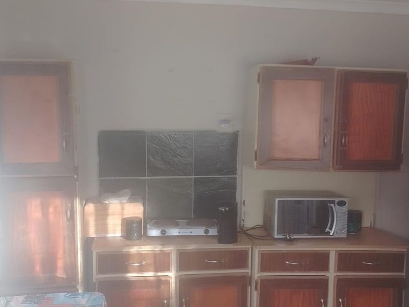 Two Bedroom for Sale in Umlazi - Photo 3
