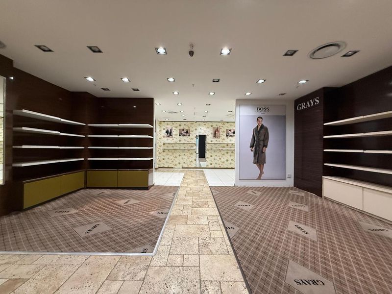 Prime Retail Space Available in Melrose Arch - 208m2 - Photo 4