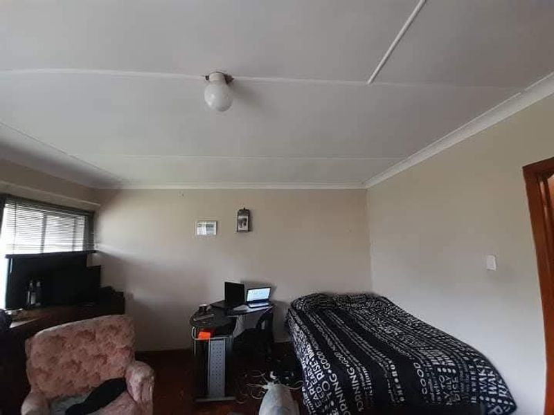 Student Accommodation or Good Investment Property. - Photo 8
