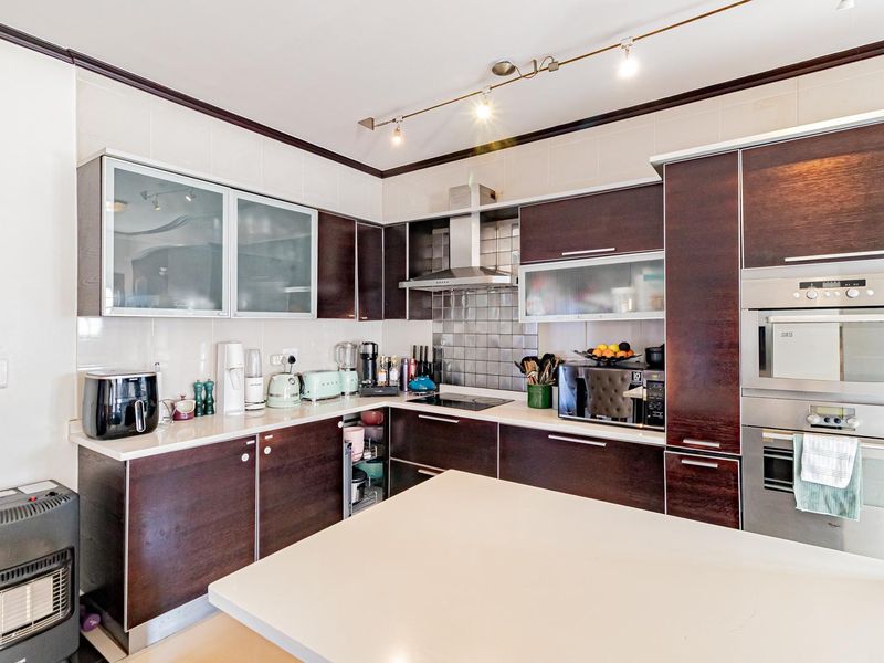 Spacious 3-Bedroom House Available for Sale - Photo 10