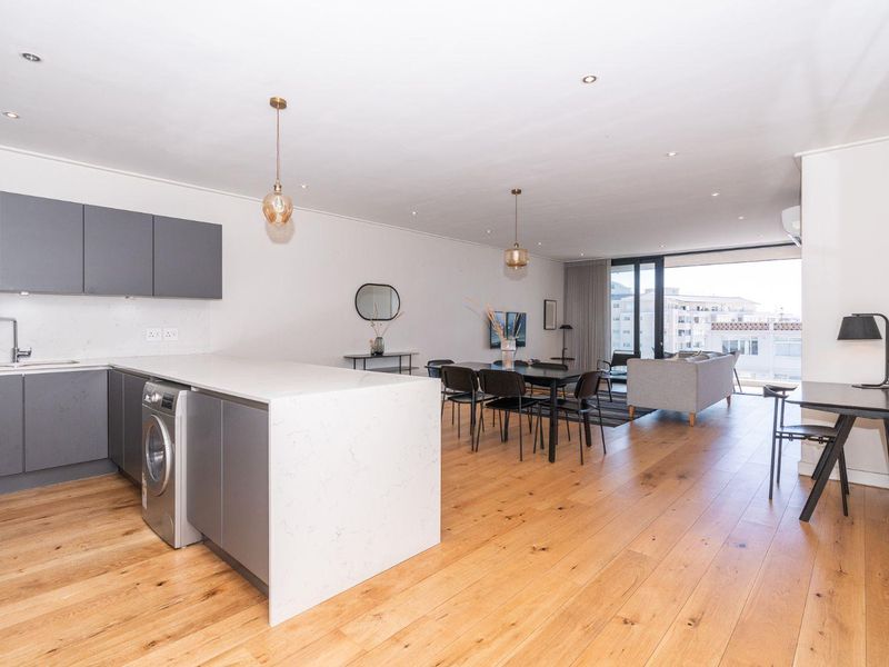 Stunning 2-Bedroom Apartment in the Iconic Glengariff Building - Photo 5