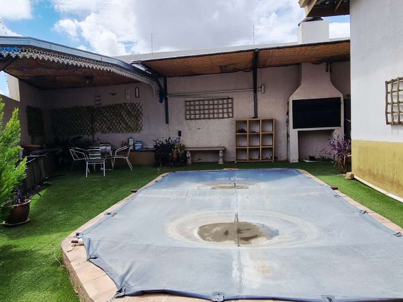 Kleine Kuppe 4 bedroom House for Sale - Photo 10