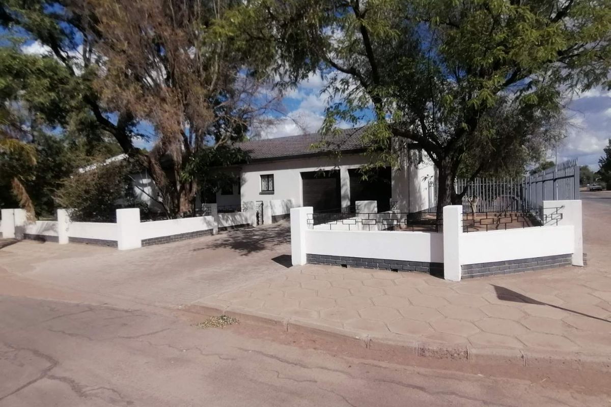 GORGEOUS HOUSE FOR SALE IN MARIENTAL - Photo 2