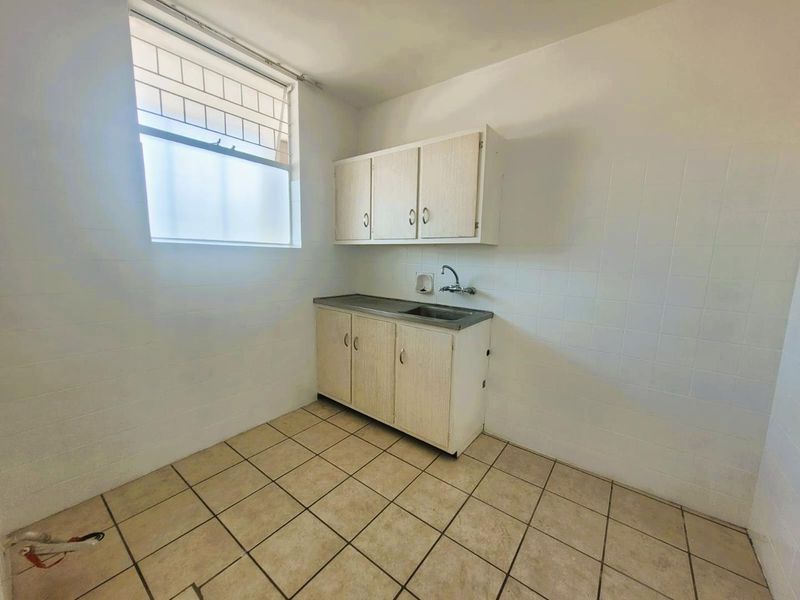 **Charming 1.5-Bedroom Apartment with Stunning Views in Durban** - Photo 7