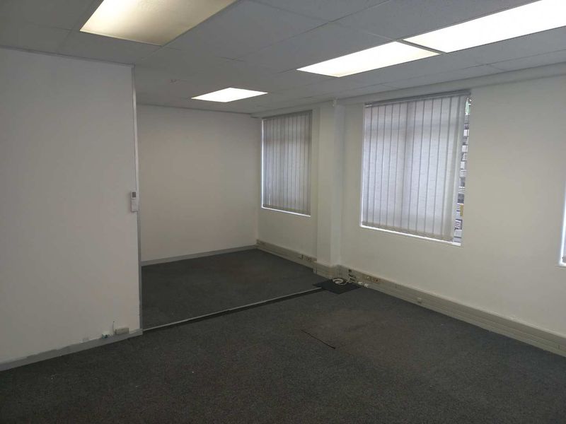 Office space close to Port Elizabeth Harbour! - Photo 8