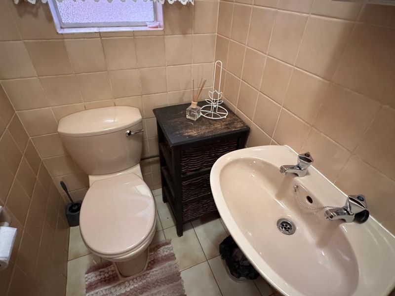 Townhouse for Sale in New Park - Photo 9